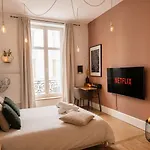 Gare Centre Parking Apartment